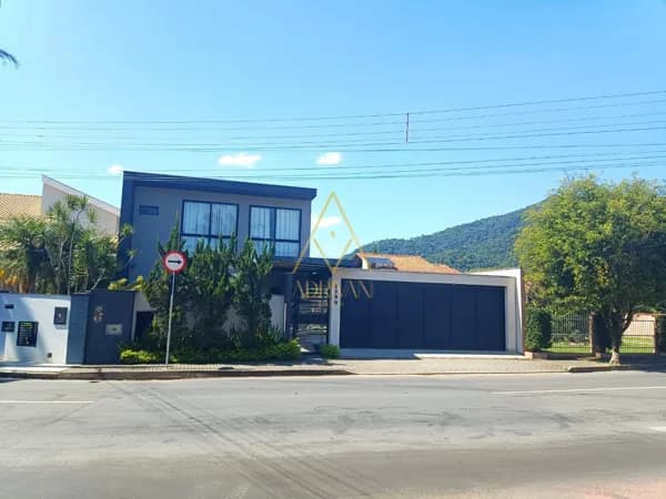 Casa Padrão no bairro Amizade