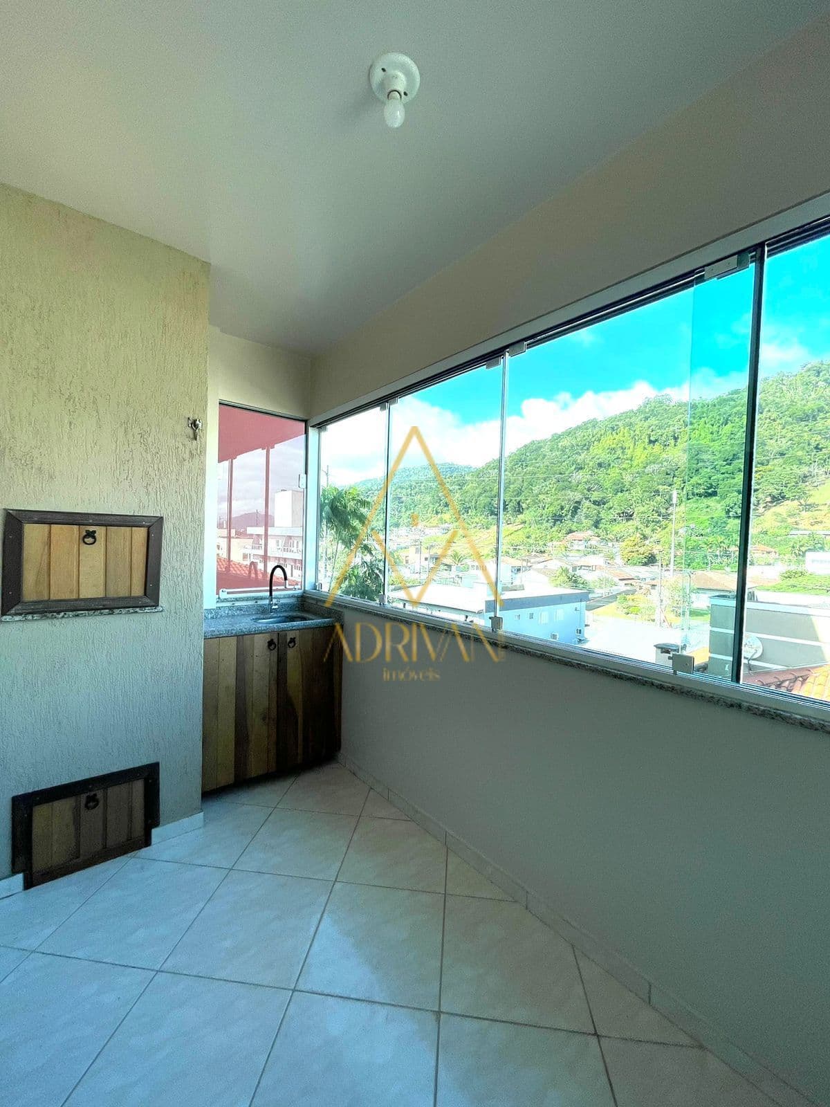 Apartamento Padrão no bairro Figueira
