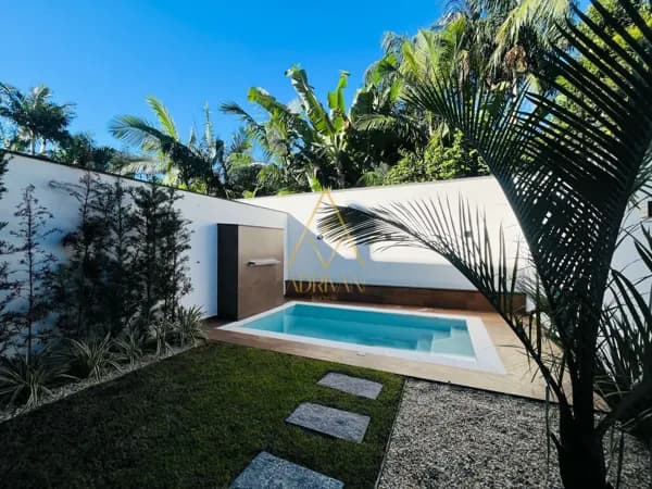 Casa Geminada no bairro Vila Lalau