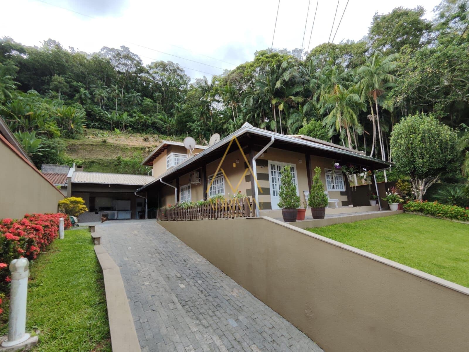 Casa Padrão no bairro Vieiras