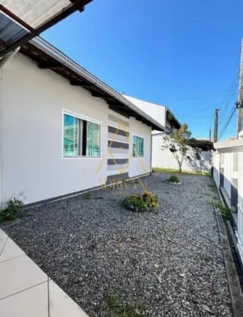 Casa Padrão no bairro Ilha da Figueira