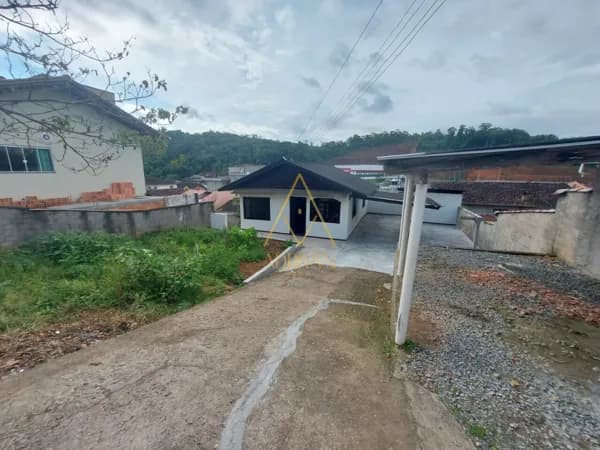 Casa Padrão no bairro São Luis