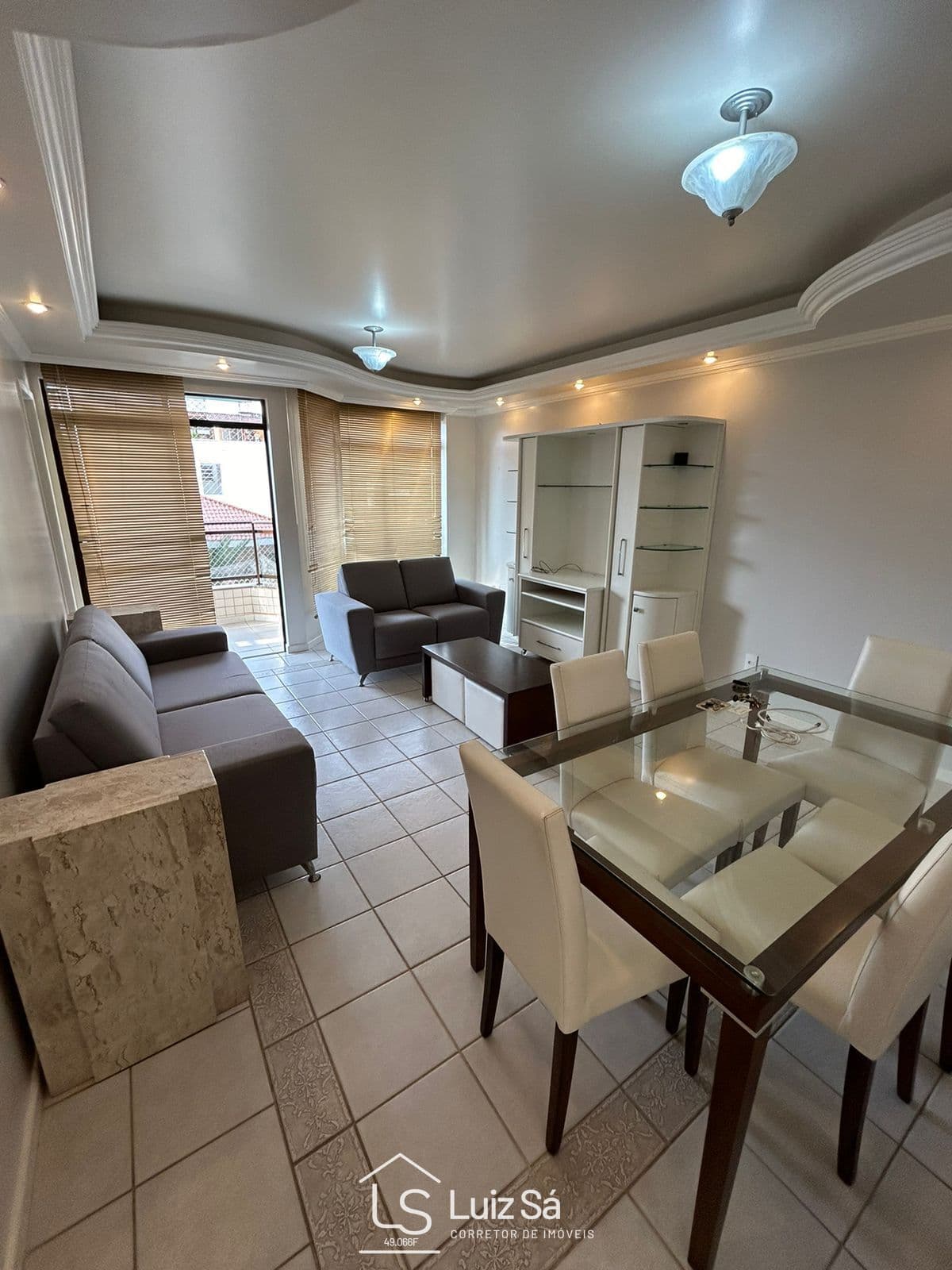 Apartamento 3 suítes no Centro
