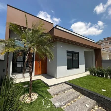 Casa 3 Quartos em São José!