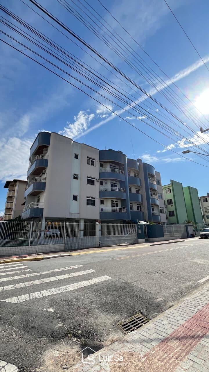 Apartamento 3 quartos no Bairro Floresta, São José/SC
