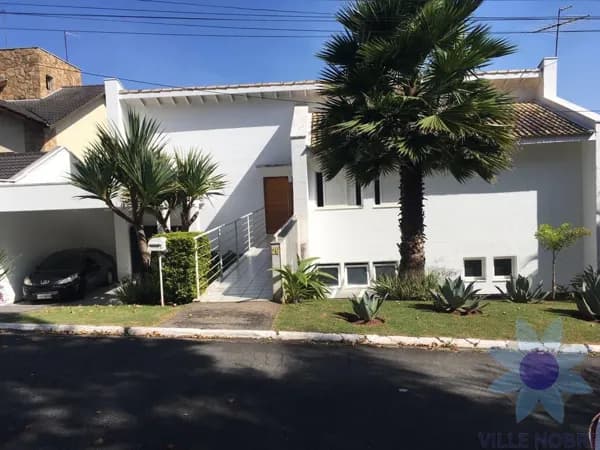 Casa de Condomínio em Jandira - Granja Viana