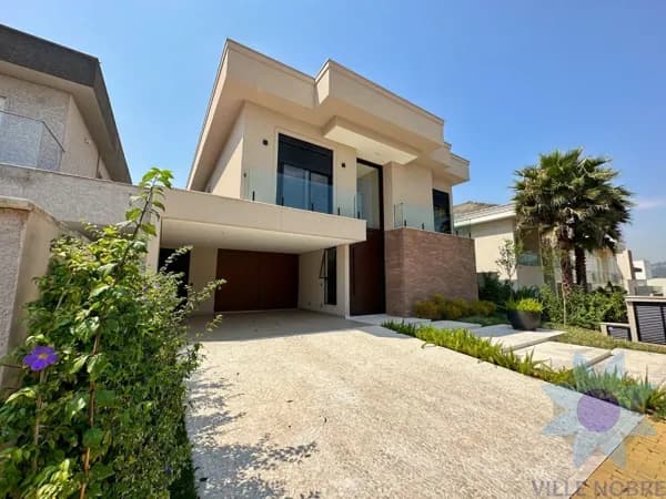 Casa de Condomínio em Santana de Parnaíba - Alphaville