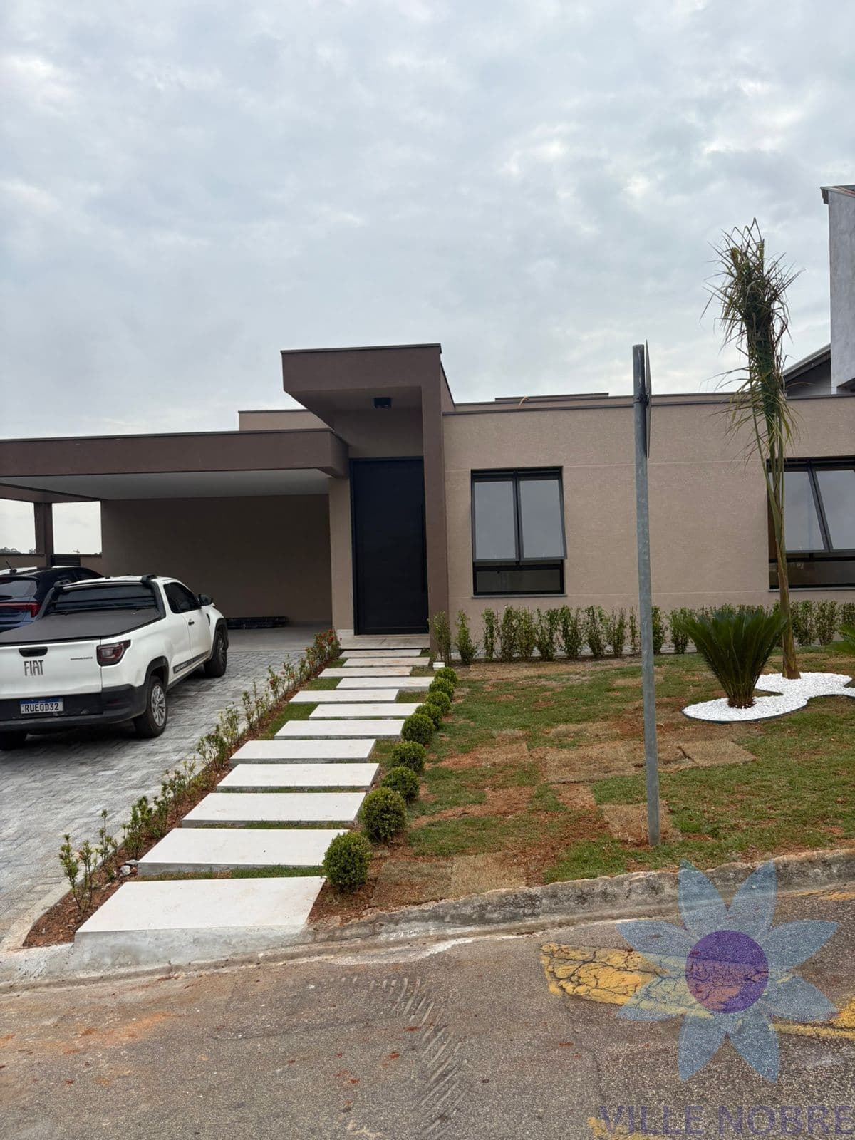 Casa de Condomínio em Jandira - Jardim do Golf I