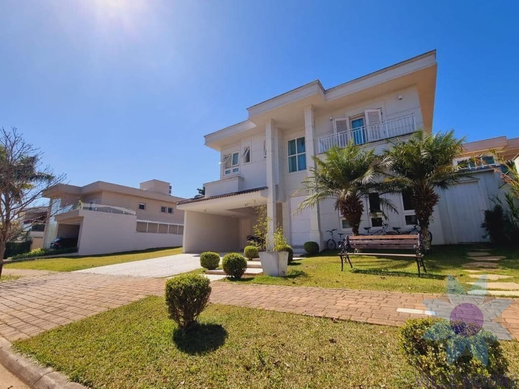 Casa de Condomínio em Santana de Parnaíba - Alphaville
