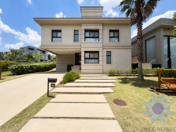 Casa de Condomínio em Santana de Parnaíba - Tamboré