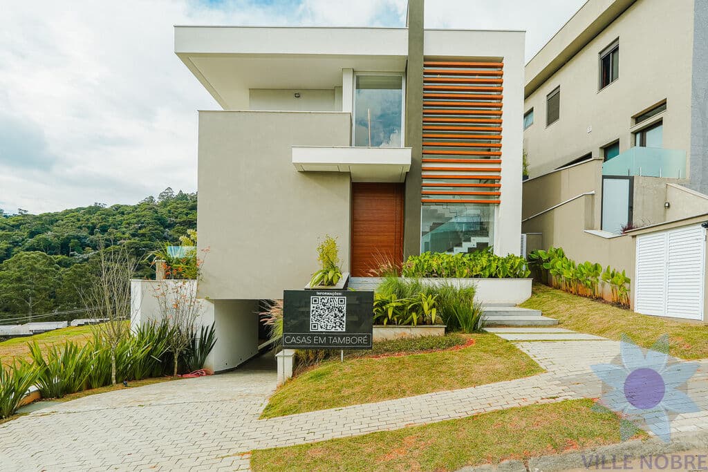 Casa de Condomínio em Santana de Parnaíba - Alphaville