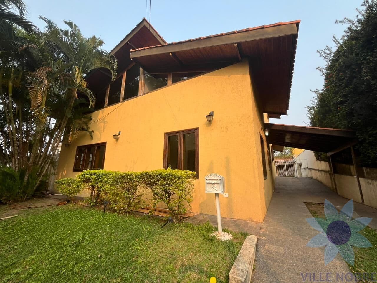Casa em Condomínio em Granja Viana, Jandira/SP