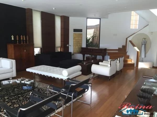 Sobrado Alto Padrão para Venda em Sumaré São Paulo-SP