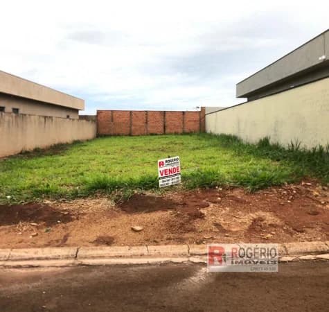 Terreno em Condomínio para Venda em Condomínio Veneza Brodowski-SP