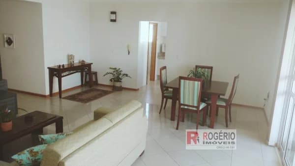 Apartamento Alto Padrão para Venda em Meia Praia Itapema-SC