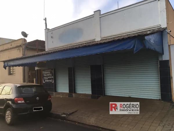 Salão comercial Padrão para Aluguel em Centro Brodowski-SP