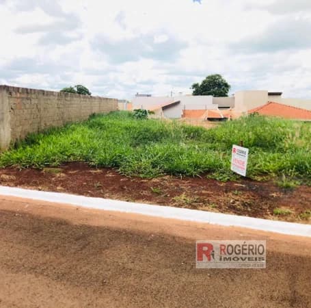 Terreno em Condomínio para Venda em Condomínio Verona Brodowski-SP