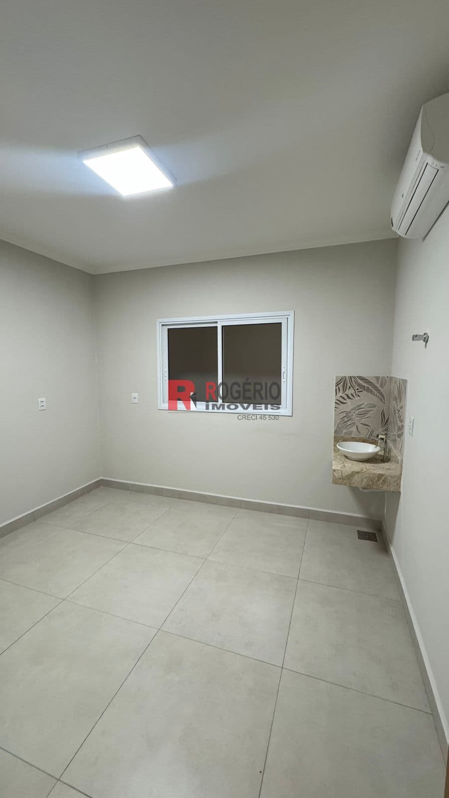 Sala Comercial em Centro, Brodowski/SP