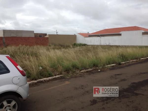 Terreno para Venda em Jardim Botânico Brodowski-SP