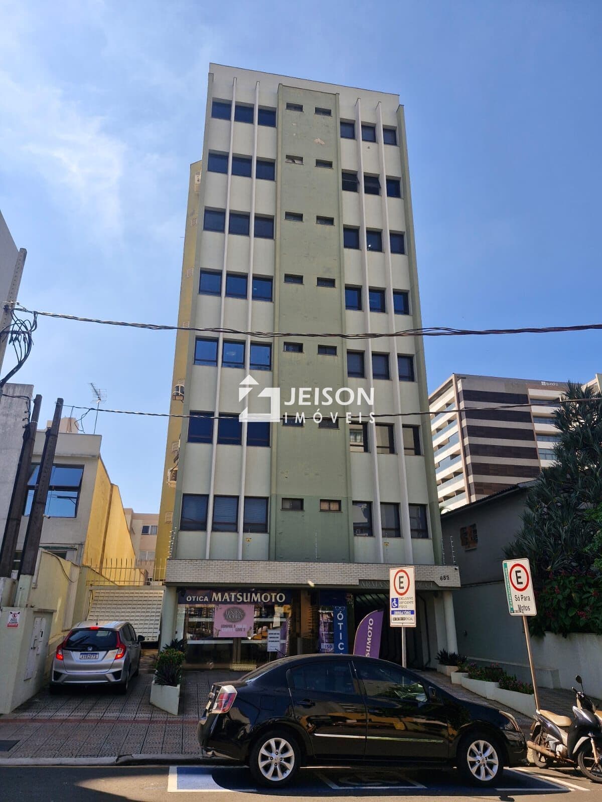 Sala comercial Em edifício em Centro, Londrina/PR