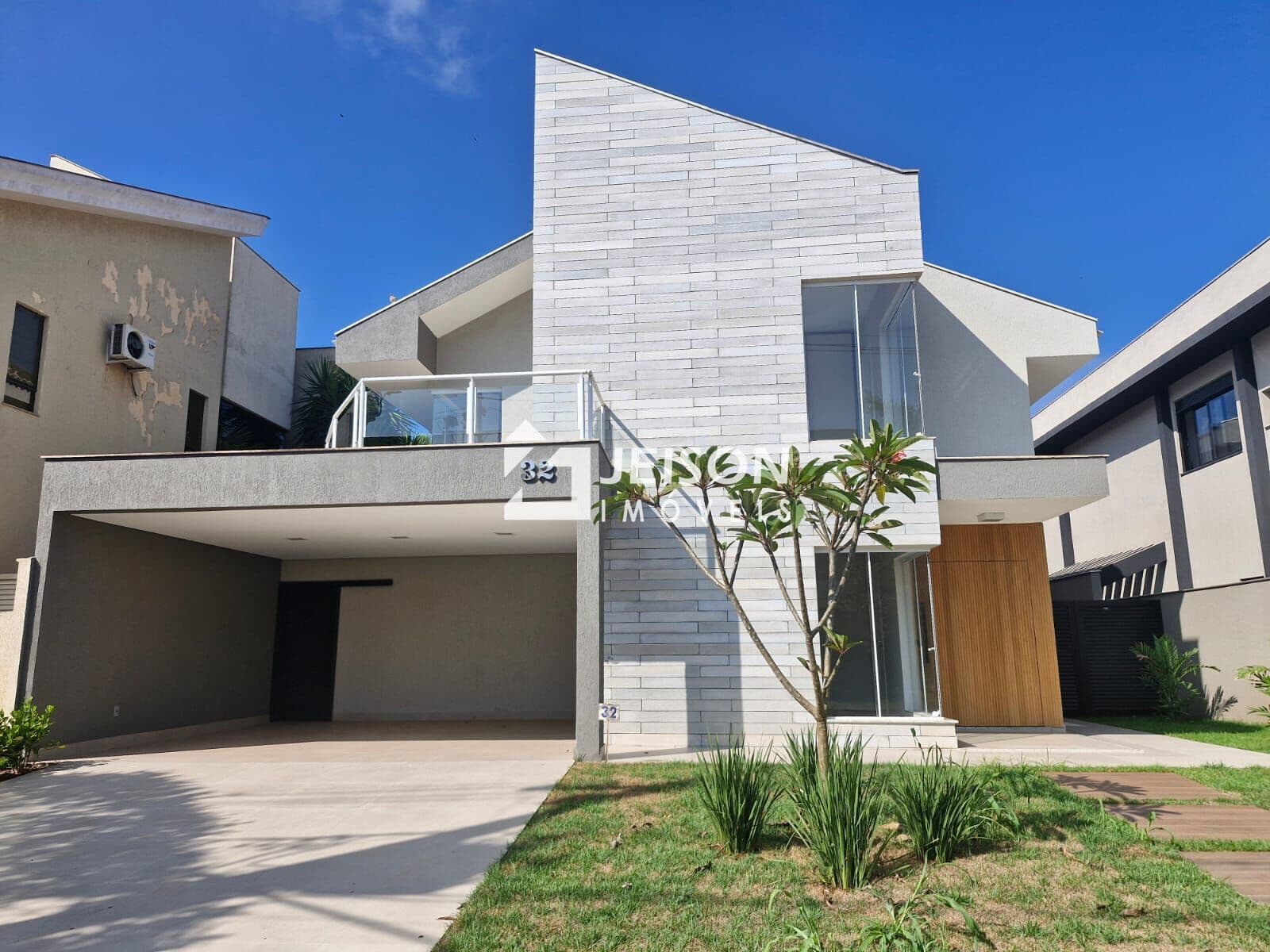 Sobrado Alto Padrão em Esperança, Londrina/PR