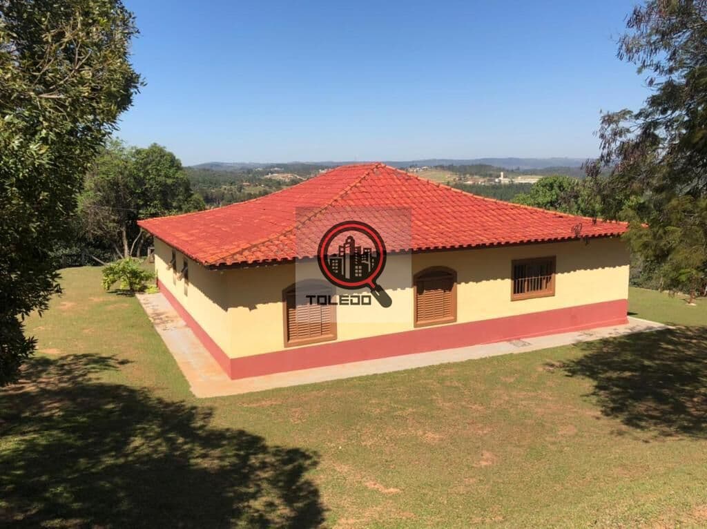 Sítio à Venda – 18.000 m² com Casa Sede e Lazer Completo