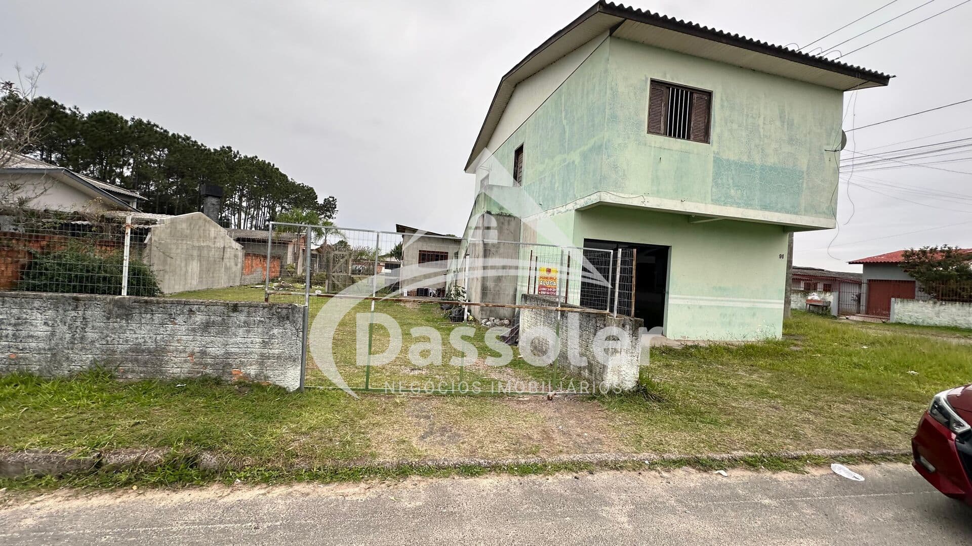 CASA E SALA COMERCIAL