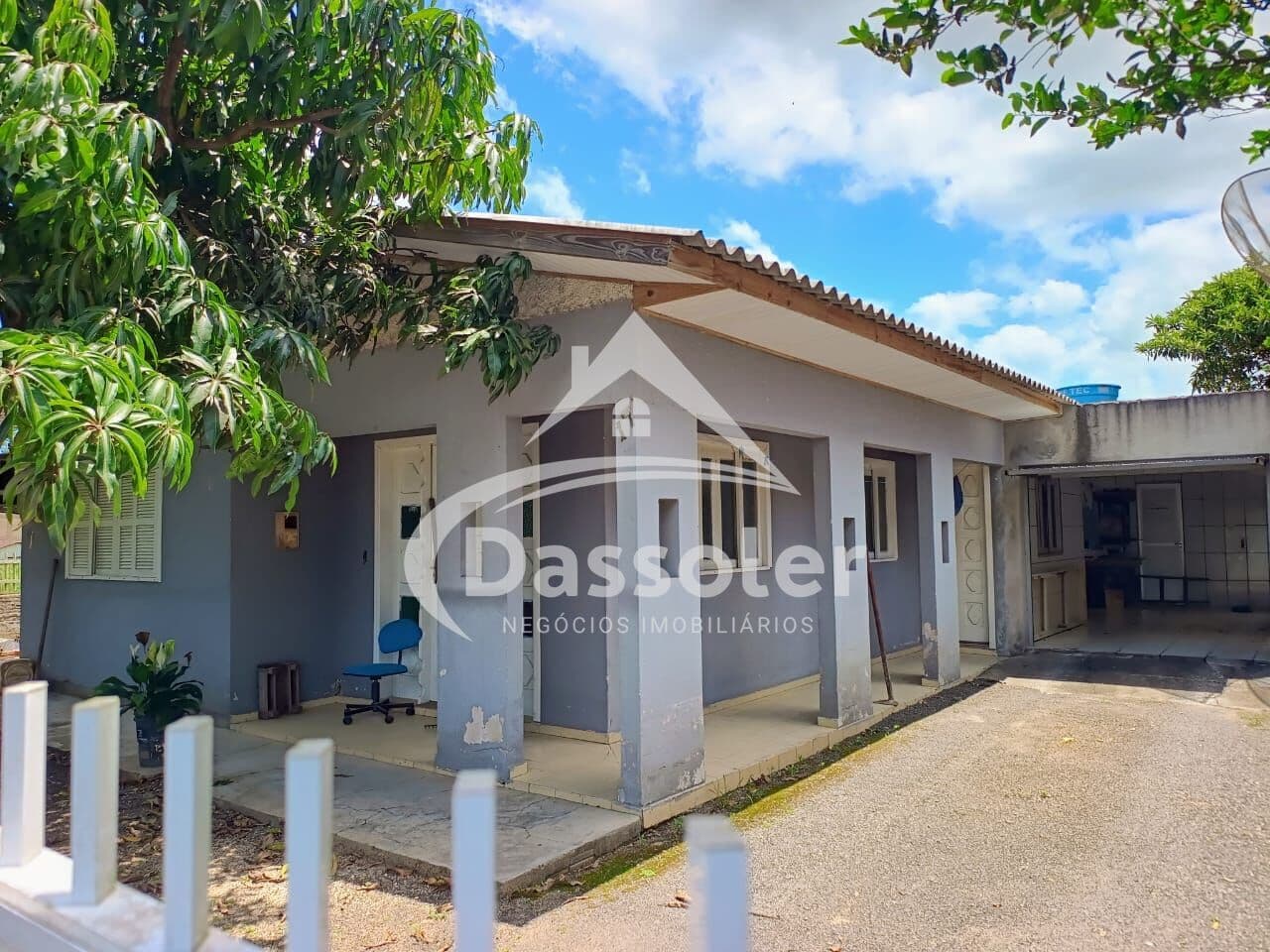 Casa Três dormitórios