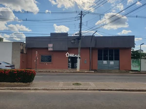 🏭 Aluga-se Galpão, bairro Vila Ivonete.