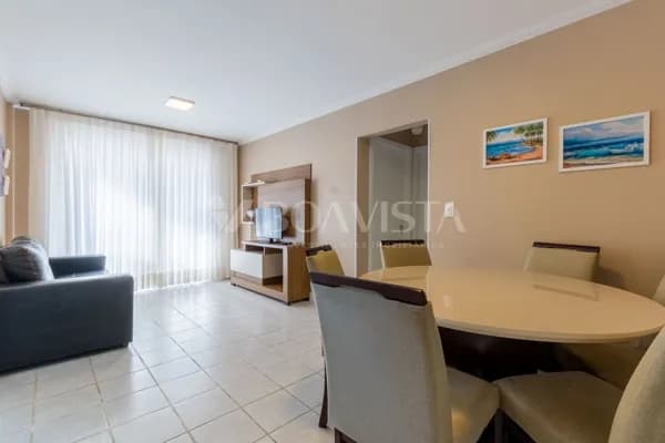 Apartamento na avenida da praia à venda em Bombinhas