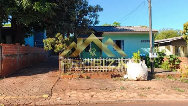 Casa em Missal - Centro