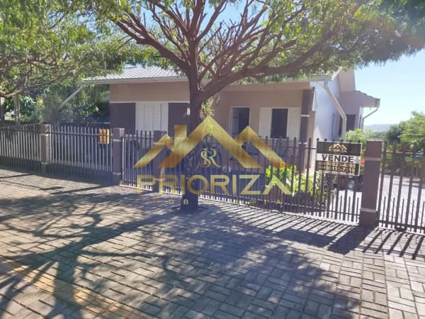 Casa em Missal - Centro