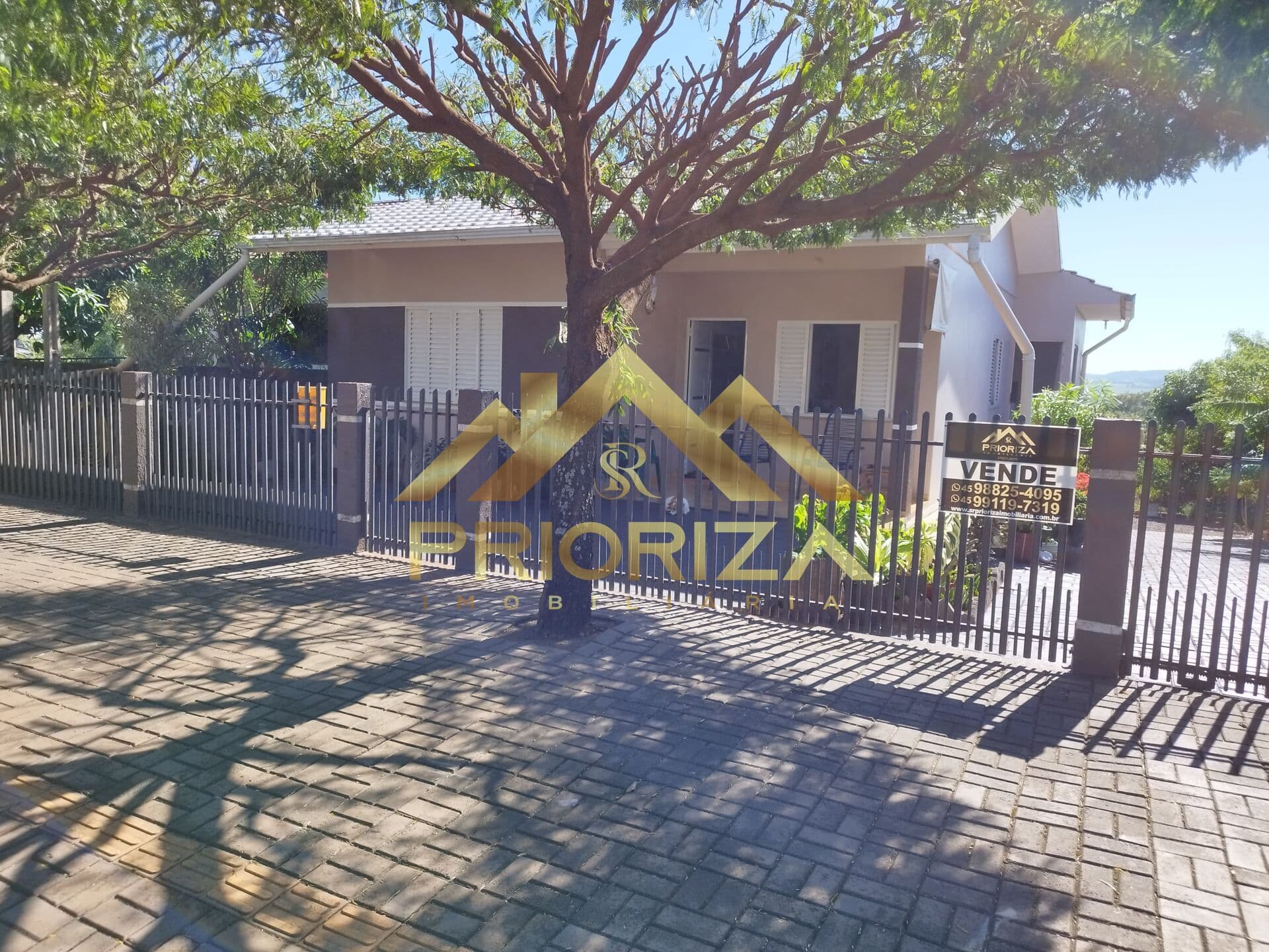 Casa em Missal - Centro