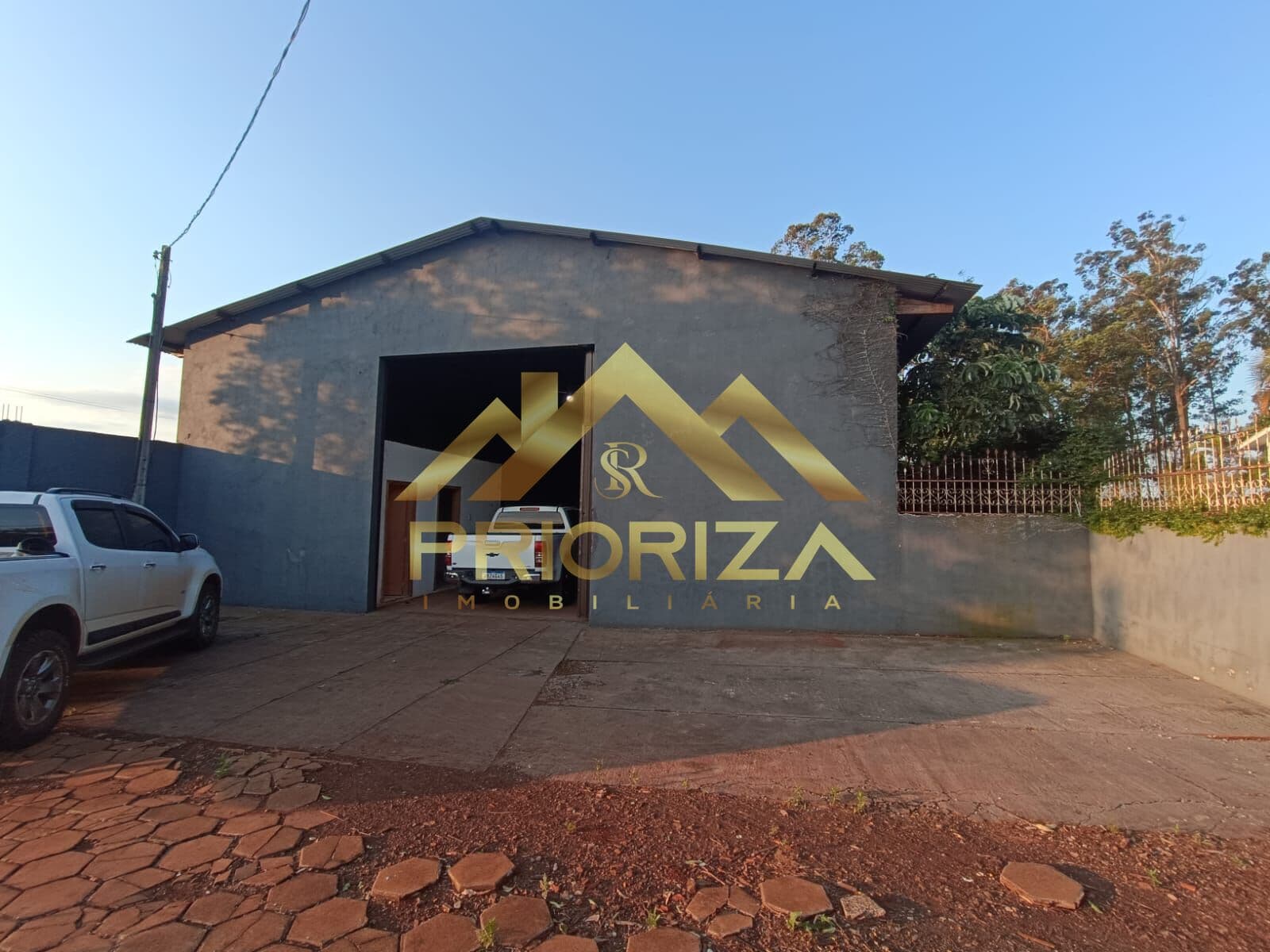 Galpão/Depósito/Armazém em Missal - Centro