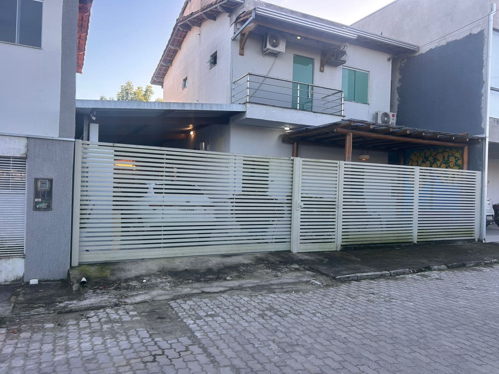 Casa Duplex no Condomínio Jardim Eldorado