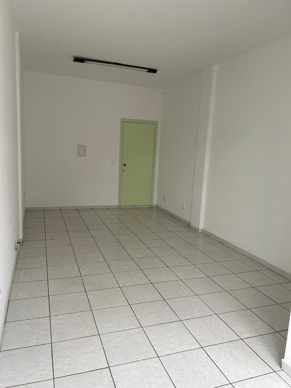 Sala/Conjunto em Belo Horizonte - Santa Lúcia