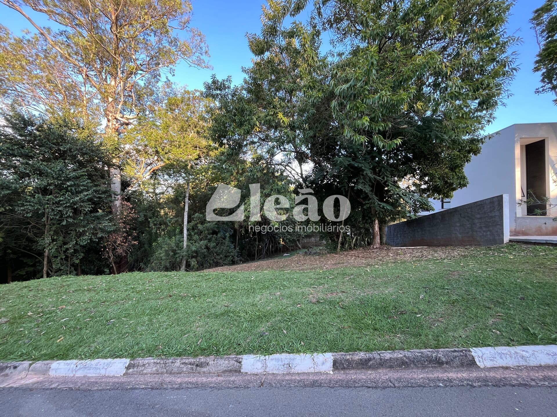 Terreno à venda no Villa Lombarda em Valinhos/SP