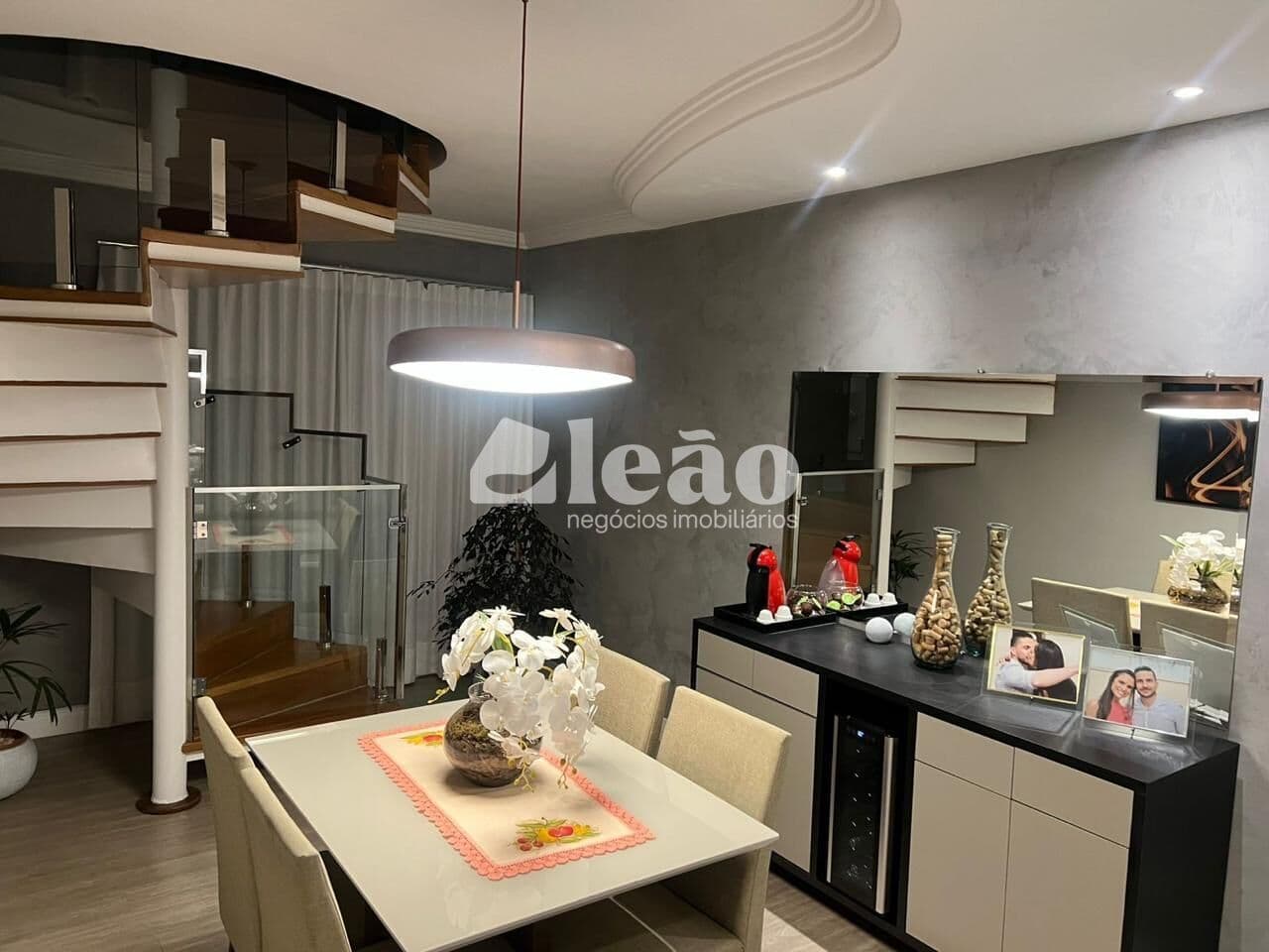 Apartamento Duplex à venda em Valinhos – 3 dormitórios, 2 vagas e lazer privativo