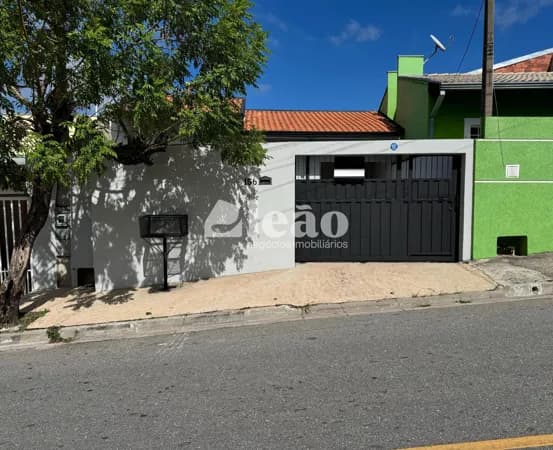 Casa térrea à venda em Vinhedo – Terreno único