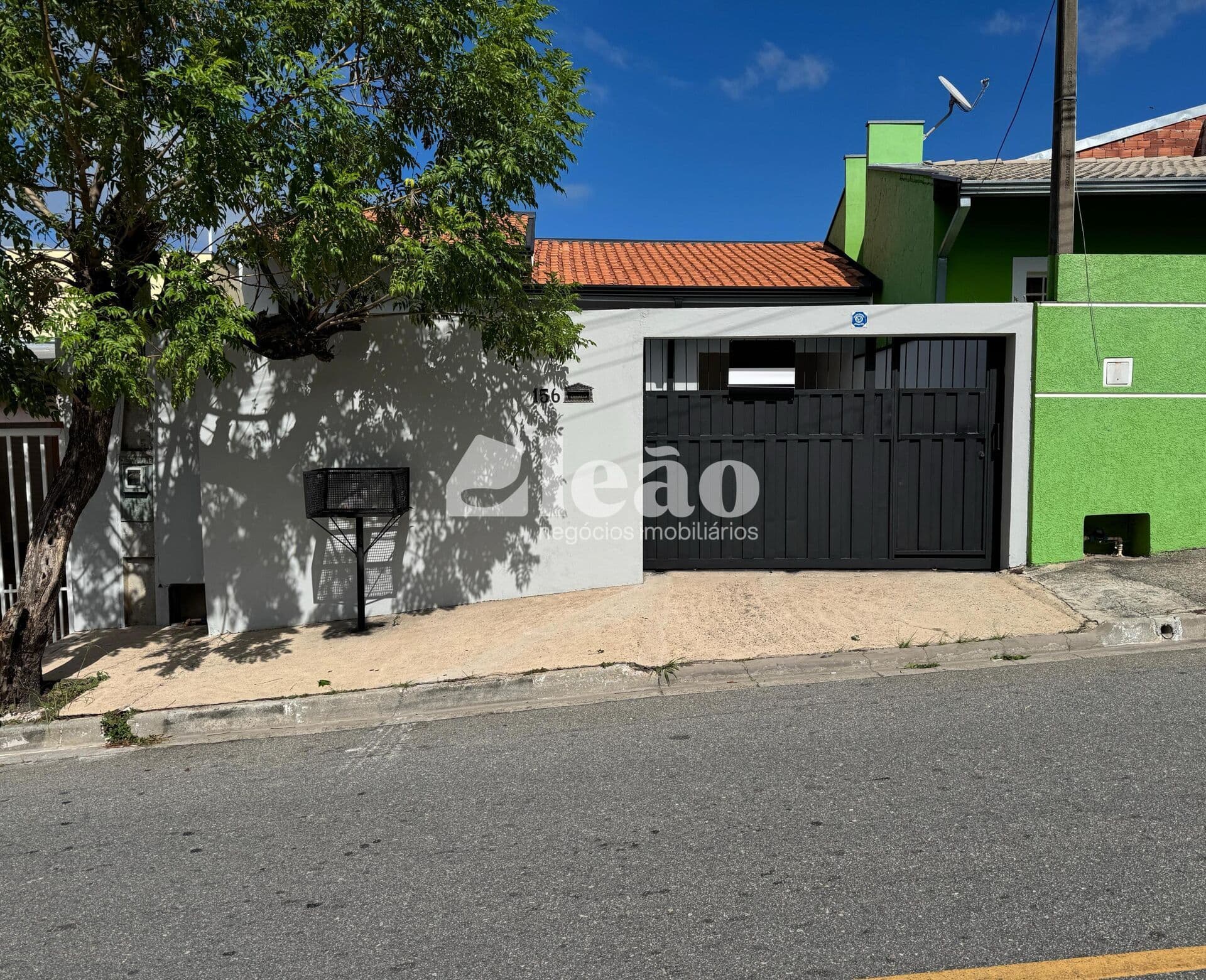 Casa térrea à venda em Vinhedo – Terreno único