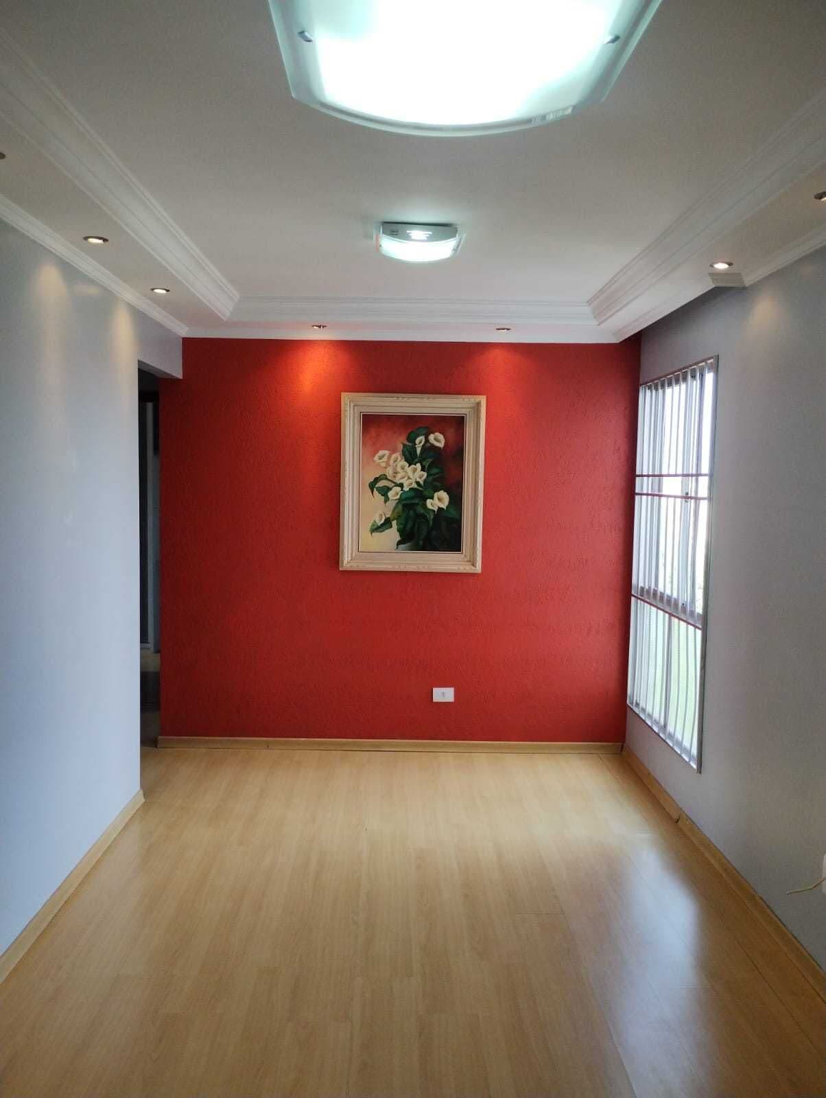 Apartamento no IAPI, com 60m², com 3 dormitórios, sendo 2 com armários planejados, 1 banheiro, área de serviço, 1 vaga coberta