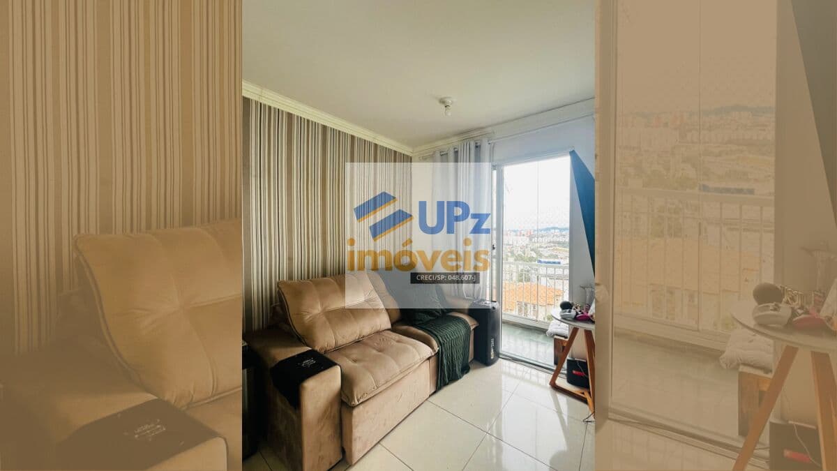 Apartamento com 2 dorms, 49m², varanda e vaga no Recanto das Rosas em Osasco-SP.