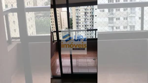 Apartamento com 3 dorms, sendo 1 suíte, varanda e 2 vagas em Alphaville Industrial em Barueri-SP