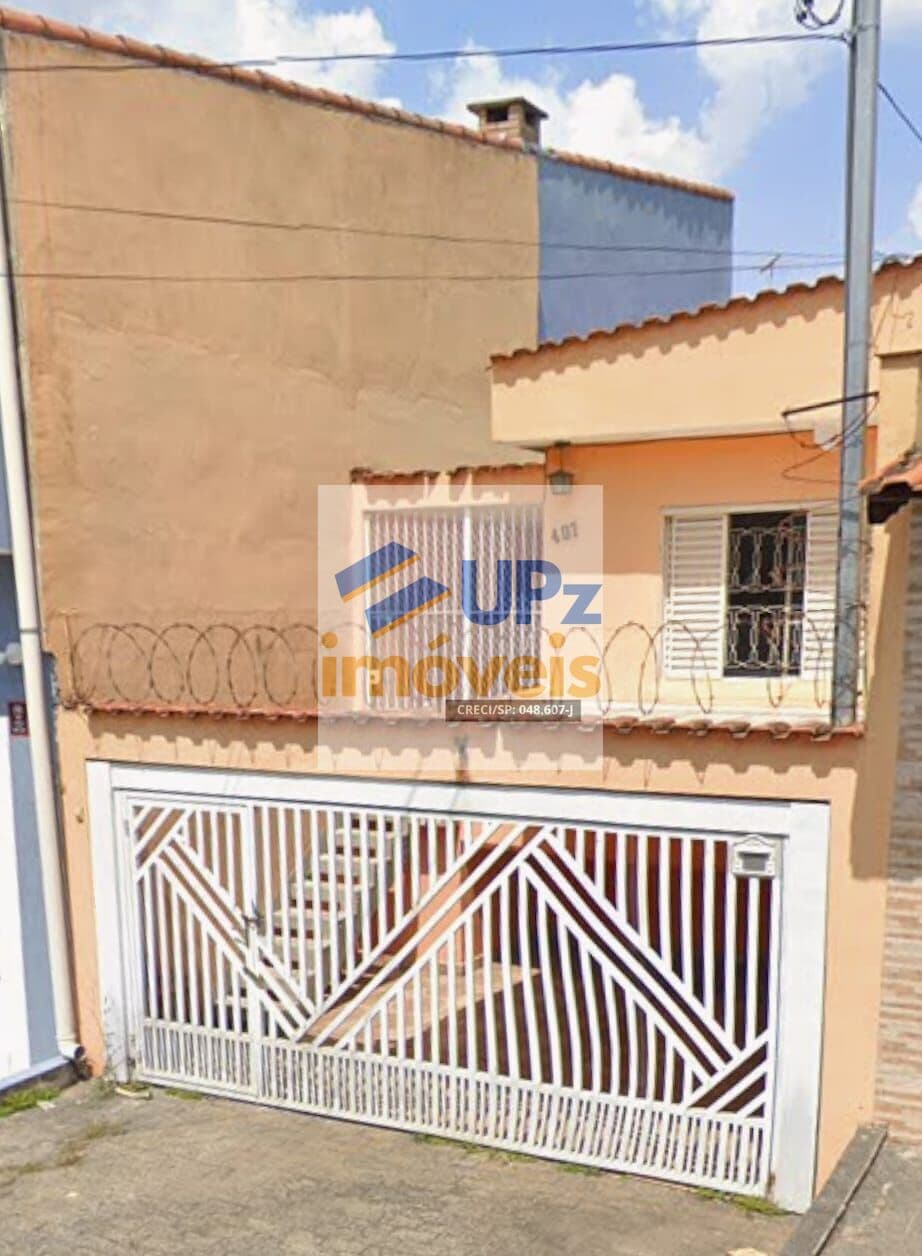 Casa Térrea com 2 quartos, vaga de garagem e edícula no Cipava em Osasco.