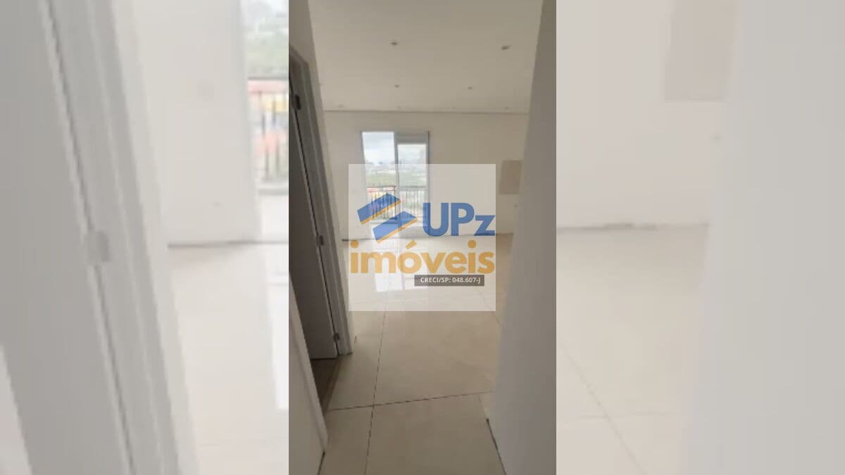 Apartamento Cobertura Duplex com 3 suítes, 107m², terraço e 3 vagas de garagem no Vila Militar em Barueri-SP.