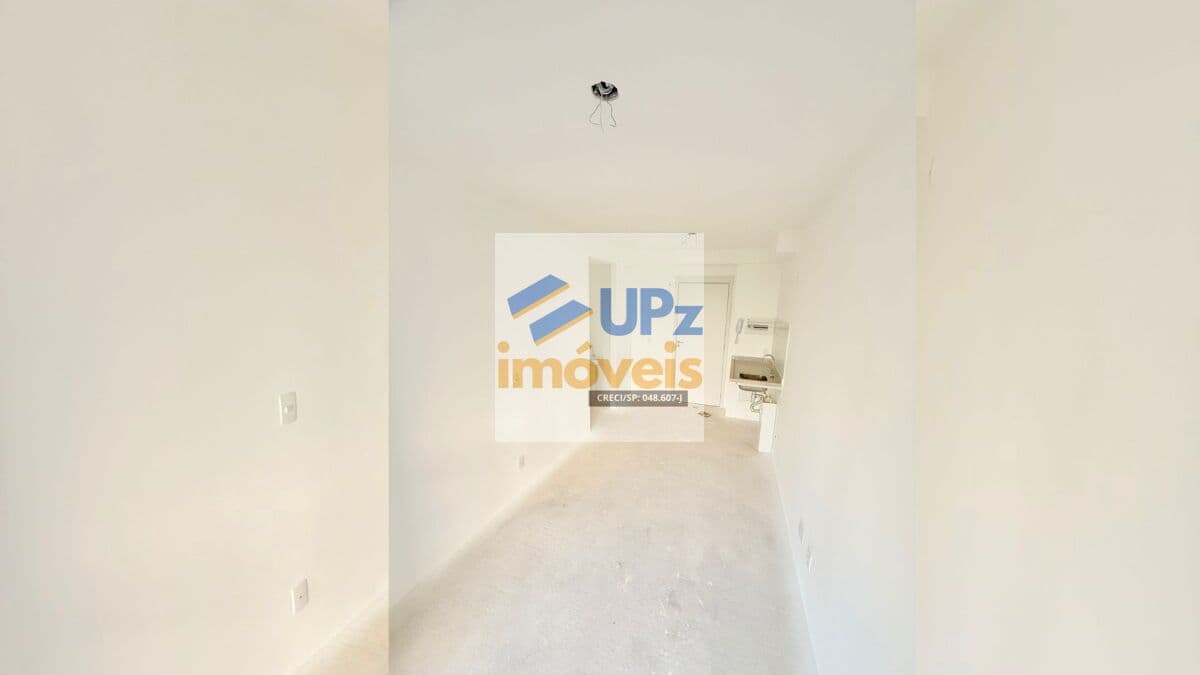 Apartamento com 1 dorm, varanda, 27m² em Pinheiros em São Paulo-SP