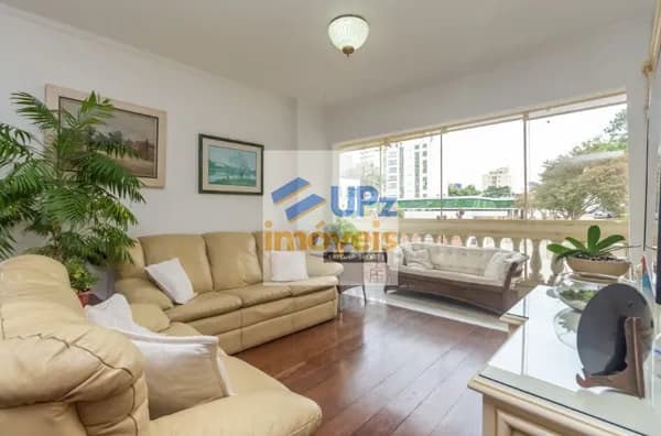 Apartamento na Vila Madalena, com 130m², com 4 dormitórios, sendo 2 suites, 5 banheiros, sala com 2 ambientes, 3 vagas de garagem