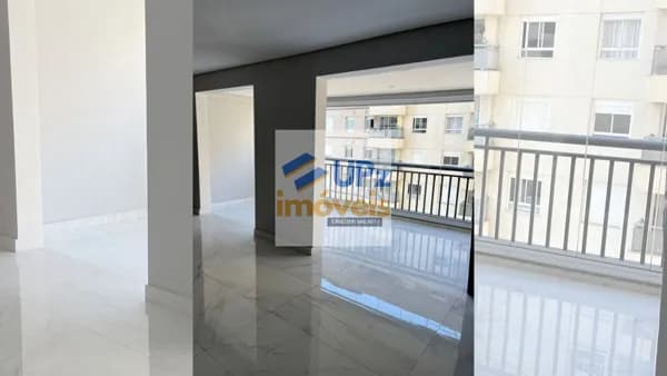 Apartamento com 3 suítes, móveis sob medida e 3 vagas em Alphaville, Barueri-SP