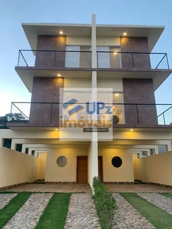 Casa em Condomínio, com 3 dormitórios sendo 1 suíte, 4 vagas, pronta pra morar - Bairro Furquim, - Cotia - SP