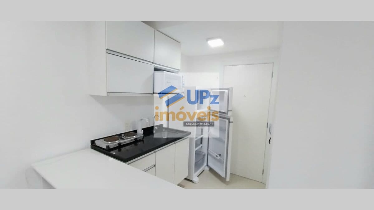Studio com suíte, 24m², mobiliado, ar condicionado na Liberdade em São Paulo-SP